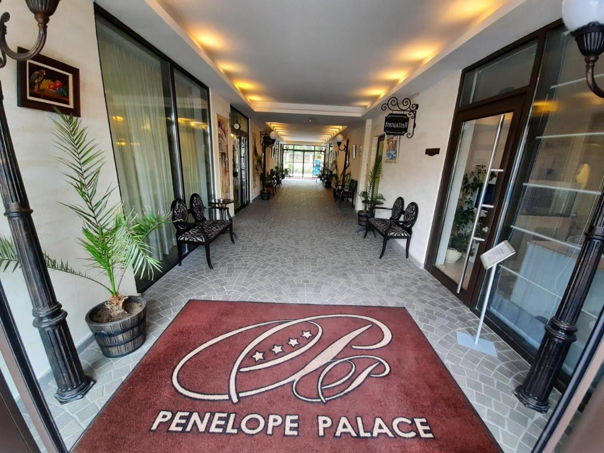 Private Apartments By The Sea With A Large Terrace In Apart Hotel! ポモリエ エクステリア 写真
