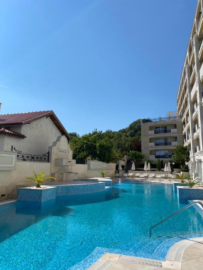 Private Apartments By The Sea With A Large Terrace In Apart Hotel! ポモリエ エクステリア 写真