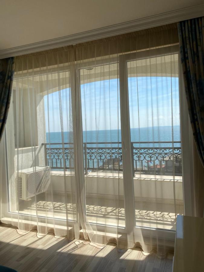 Private Apartments By The Sea With A Large Terrace In Apart Hotel! ポモリエ エクステリア 写真