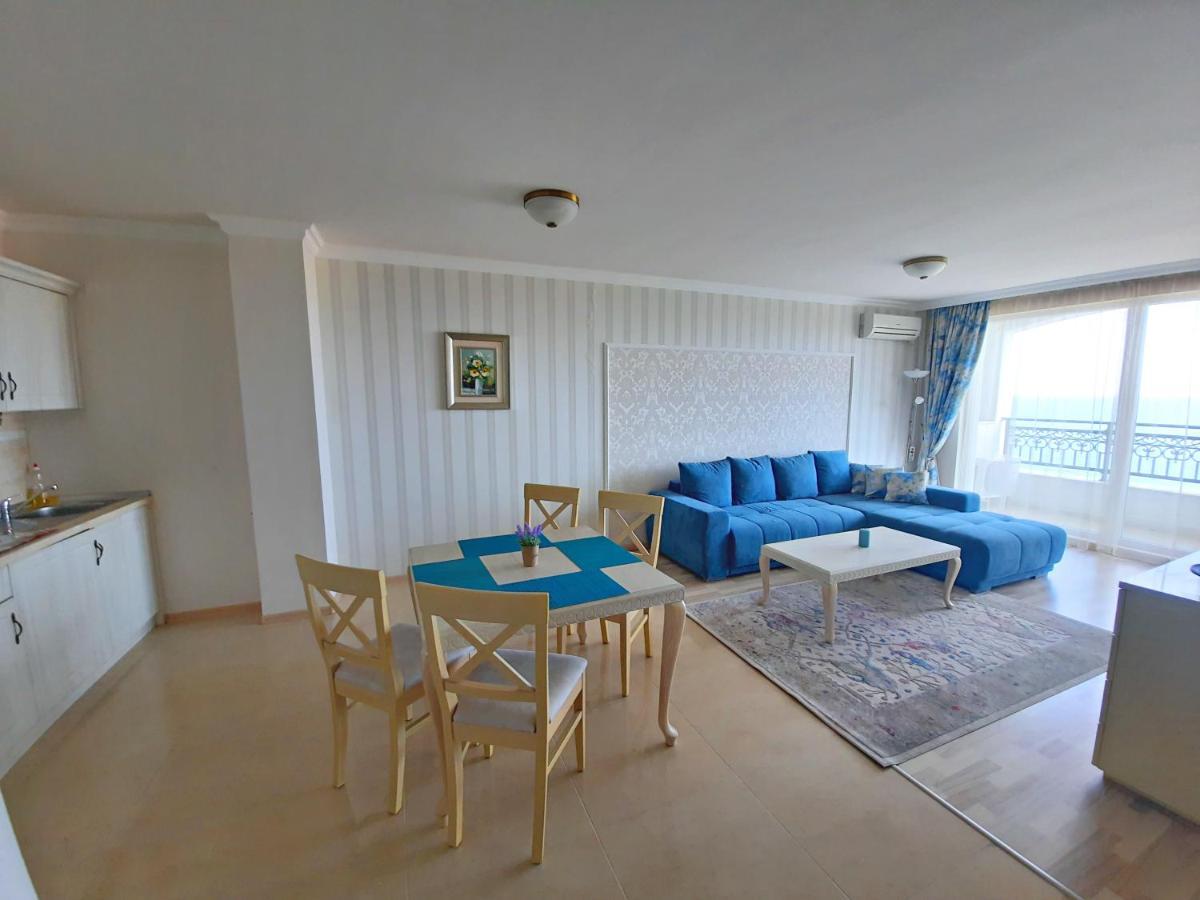 Private Apartments By The Sea With A Large Terrace In Apart Hotel! ポモリエ エクステリア 写真