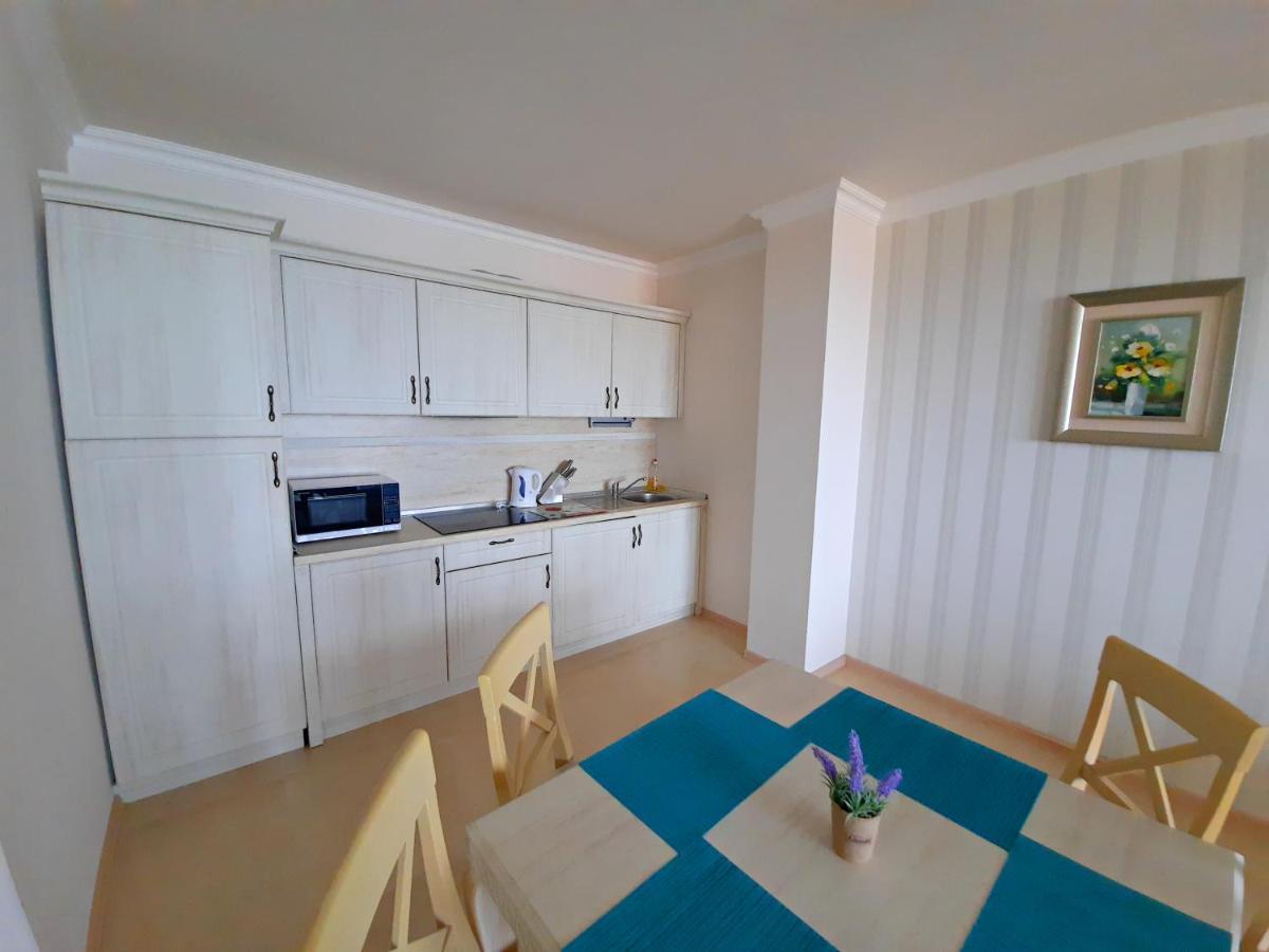 Private Apartments By The Sea With A Large Terrace In Apart Hotel! ポモリエ エクステリア 写真